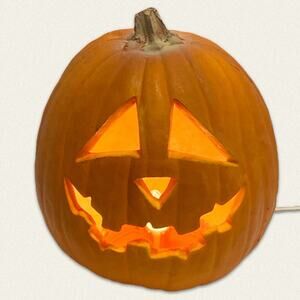 Vintage 1993 Trendmasters Light Up Pumpkin Jack O’ Lantern Halloween Foam Mold